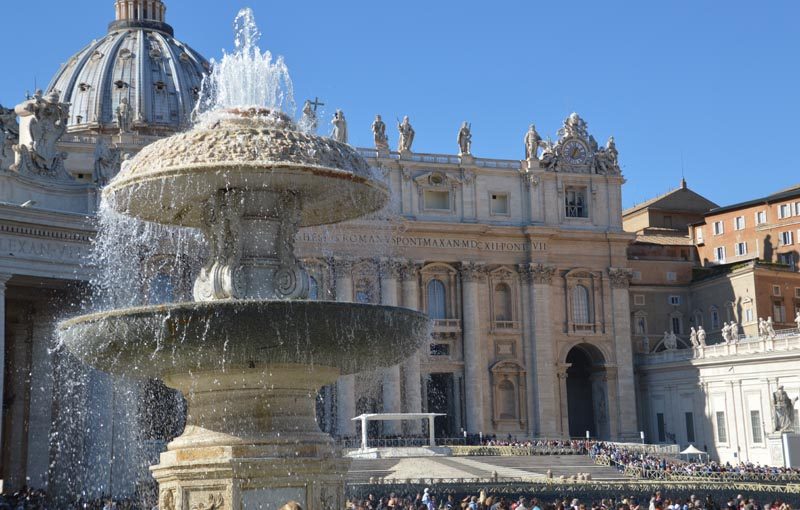 Basilica di San Pietro in Roma Piazza San Pietro