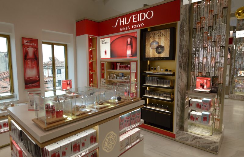 T Fondaco dei Tedeschi a Venezia: una Giornata tra Lusso, Bellezza ed Eccellenze del Territorio Shiseido www.mikiletsgo.com