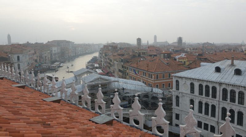 T Fondaco dei Tedeschi a Venezia: una Giornata tra Lusso, Bellezza ed Eccellenze del Territorio Terrazza Panoramica www.mikiletsgo.com