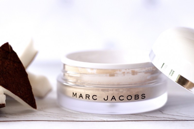 Cipria Marc Jacobs Finish Line alla Noce di Cocco