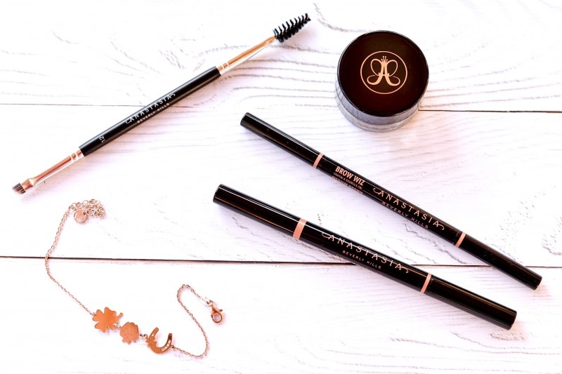 Le rivoluzionarie Pomade e Matite per sopracciglia Anastasia Beverly Hills!