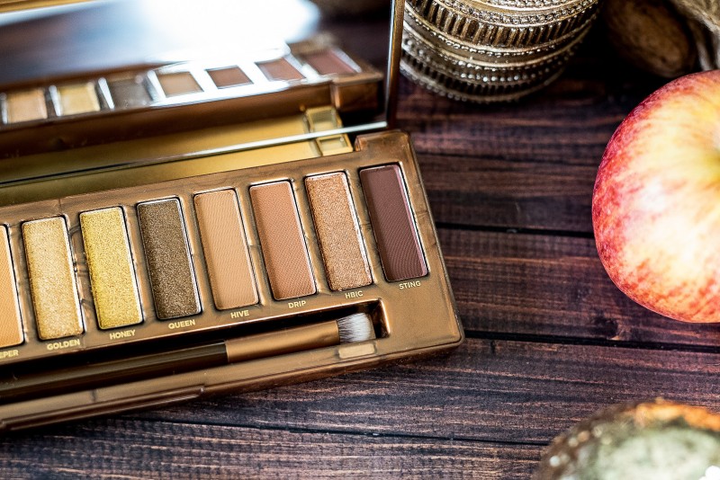 Palette Ombretti Urban Decay Naked Honey e il Makeup Oro delle Feste